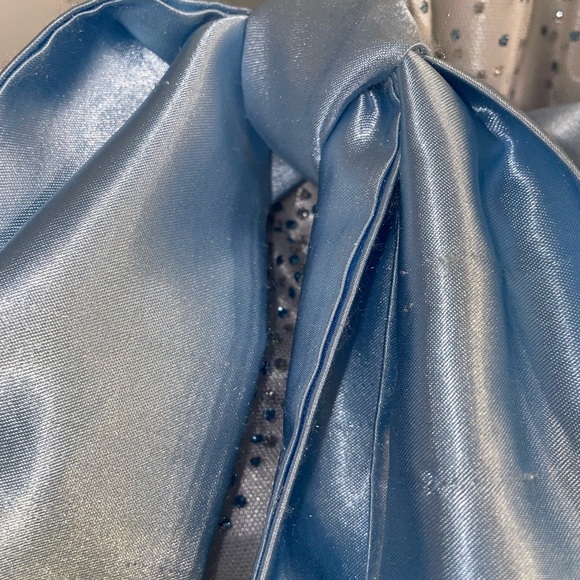 White Bubble Semi-Formal Dress - Picture 4 of 7